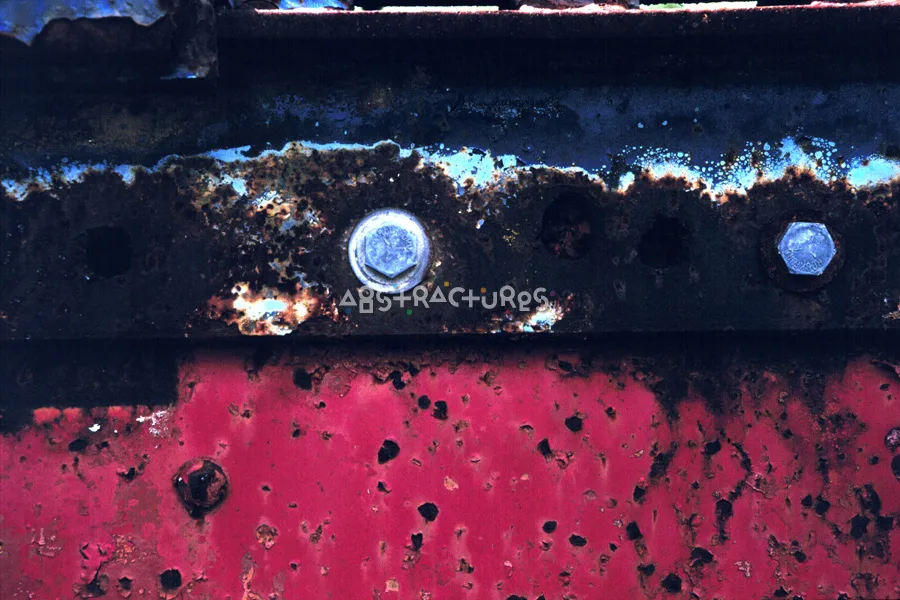 Red Black Metal Texture Screws — photographic texture 07 — 32