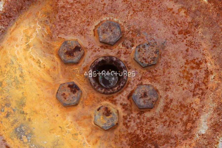 Rusty Metal Wheel Abstract Texture — photographic texture 51 — 06
