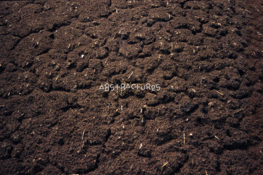 Dark Brown Soil Texture Image — photographic texture 05 — 02
